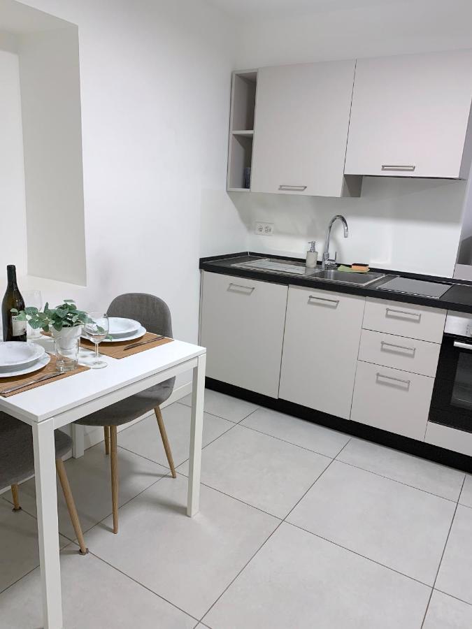 The Hidden Studio; Comfy & Close To The Lake Лугано Екстериор снимка